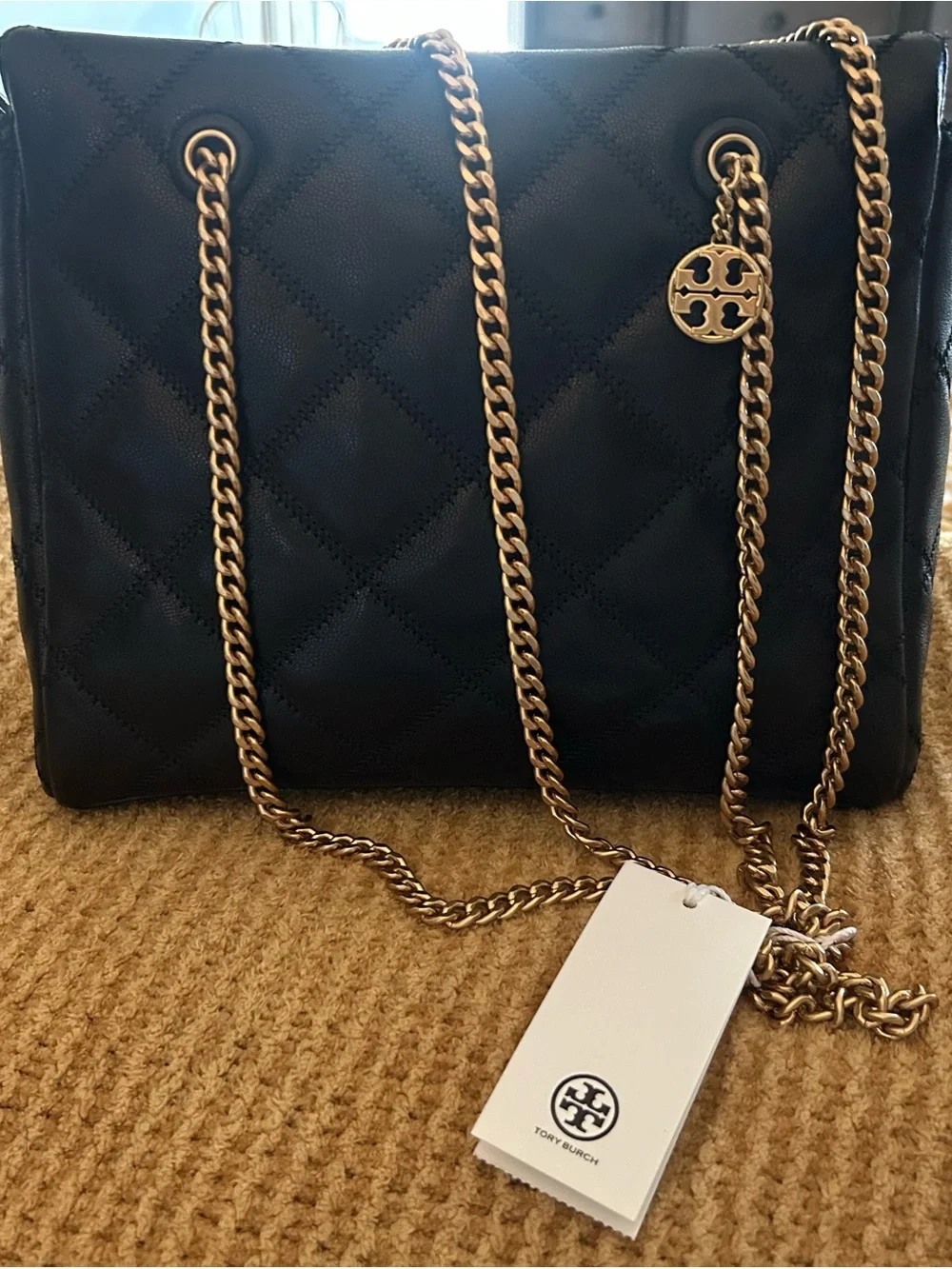 Tory Burch Willa small zip top tote